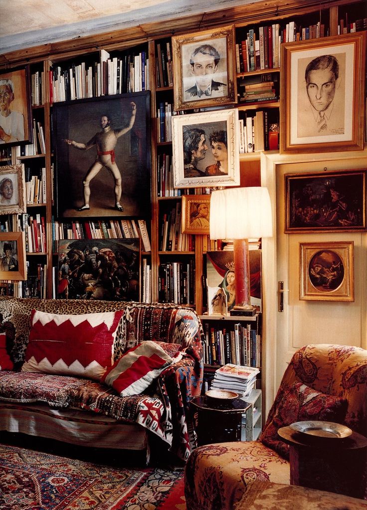 THE SPECIAL VINTAGE LIBRARY YOUR HOME NEEDS