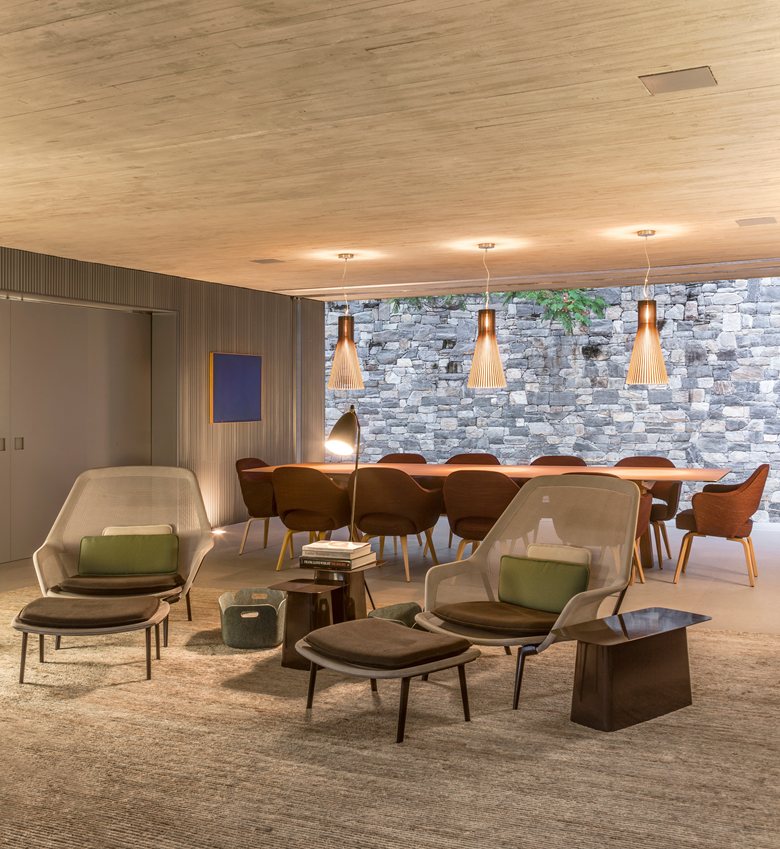 Contemporary-Style Meets Midcentury Elegance Inside this cozy home in Brazil