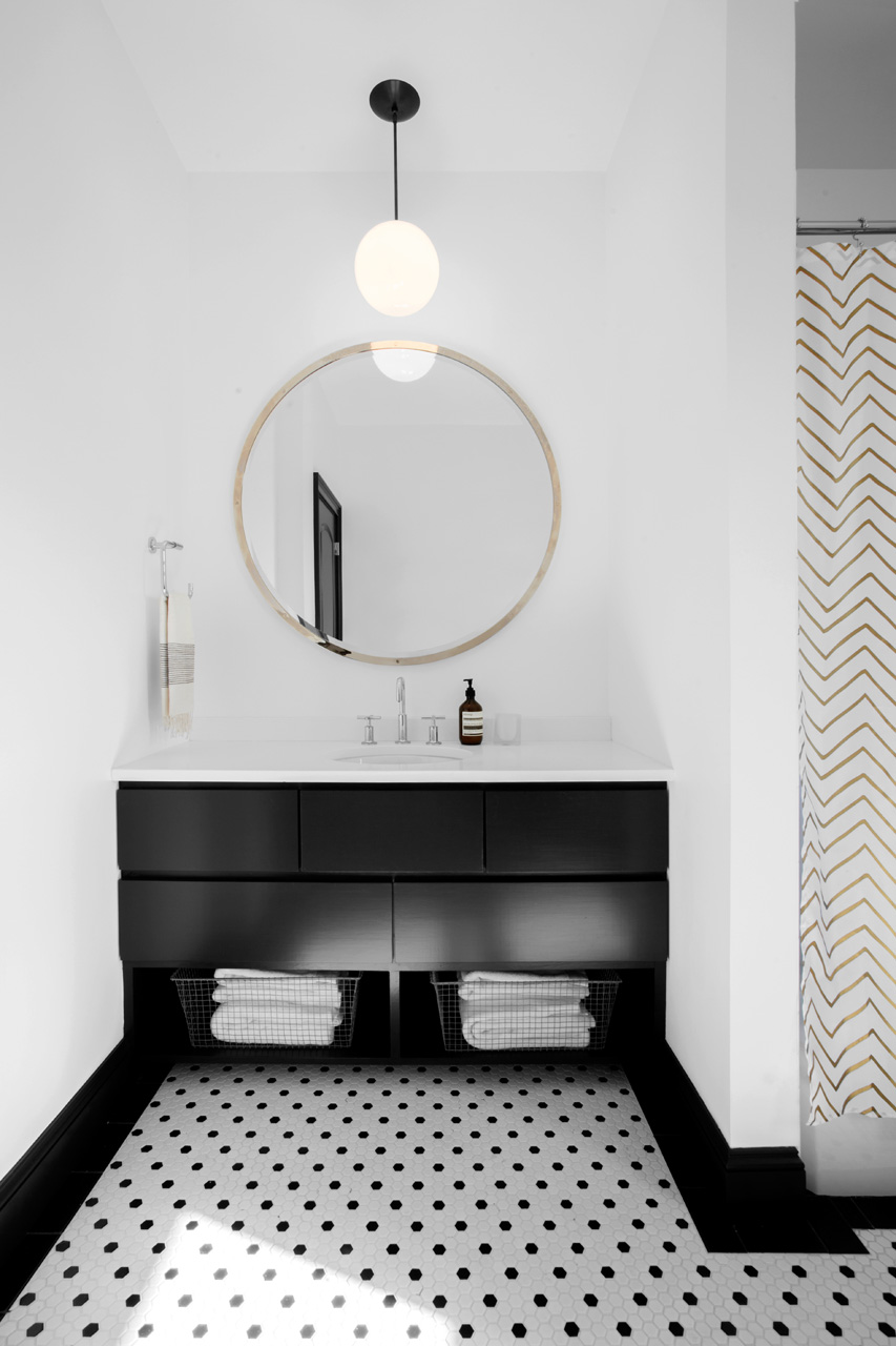 Montauk Mid-Century ModernHome Makeover