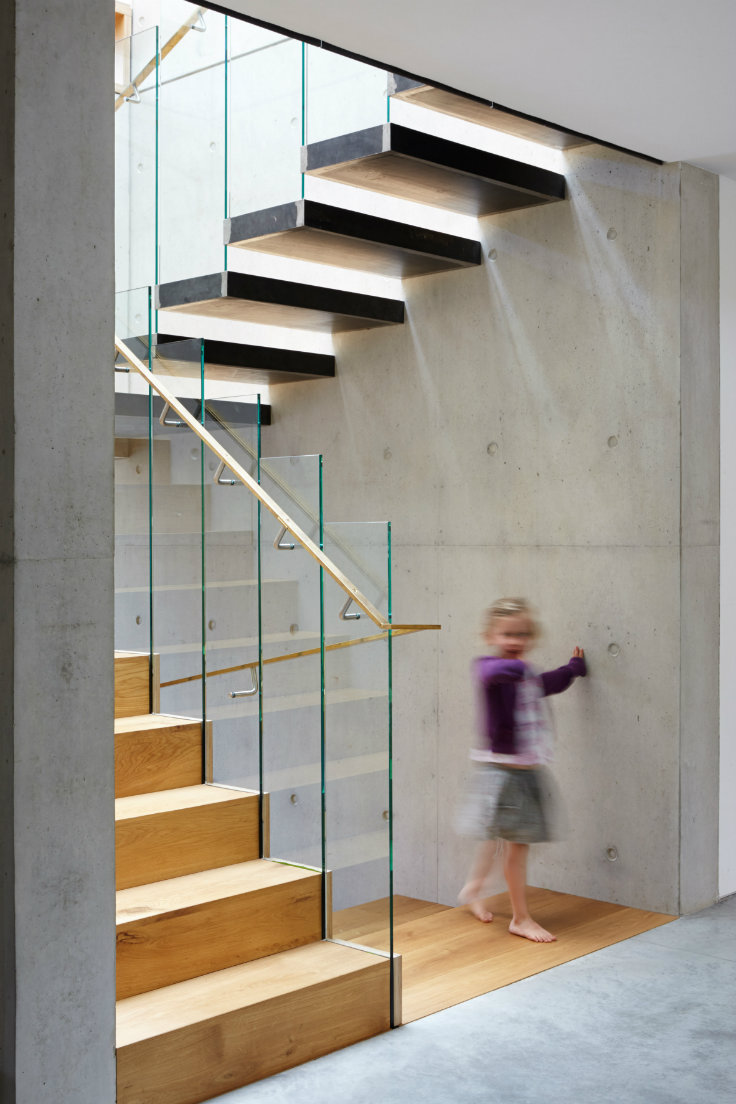 take-a-look-at-this-family-home-designed-around-an-pear-tree-2