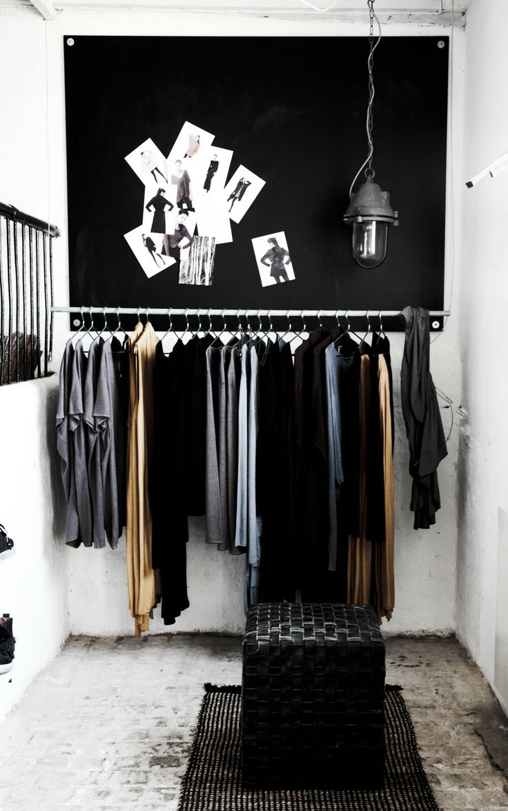 10 INDUSTRIAL CLOSET DESIGNS THAT YOU’LL LOVE