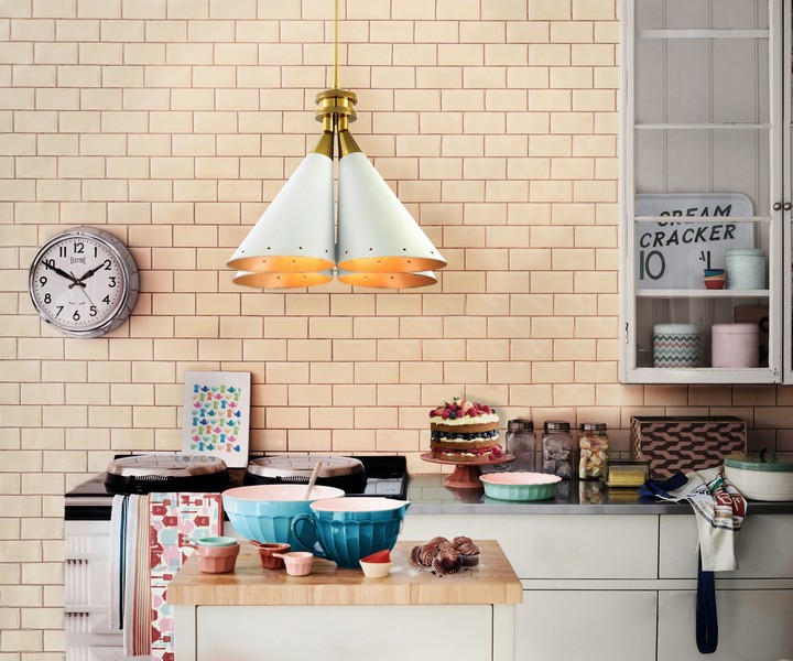 LET'S TALK ABOUT THE BEST KITCHEN LIGHTING