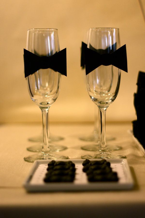 Thoughtful party favors Send your guests home on January 1 with something special. "A series of tiny bud vases with freshly cut flowers look beautiful as they flow down the table," says Wendt. "At the end of the night, these smaller arrangements can also double as party favors and are a nice reminder of an evening well spent bringing in the New Year together."Thoughtful party favors Send your guests home on January 1 with something special. "A series of tiny bud vases with freshly cut flowers look beautiful as they flow down the table," says Wendt. "At the end of the night, these smaller arrangements can also double as party favors and are a nice reminder of an evening well spent bringing in the New Year together."