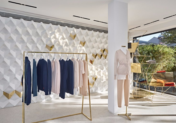 Minimal Boutique in Istanbul by URAStudio combines interior design and fashion!