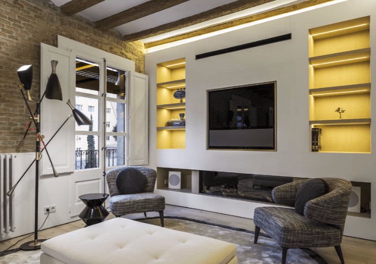 Modern Home with Astonishing Lighting Designs in Gothic Barcelona