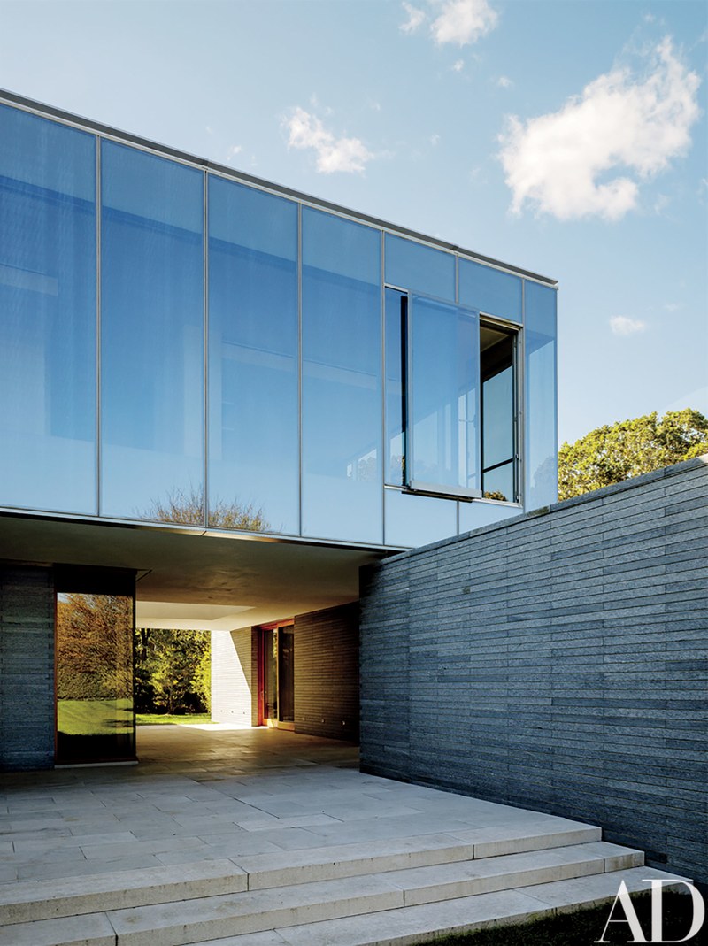 Fall in Love with This Mid-Century Modern Hamptons Home