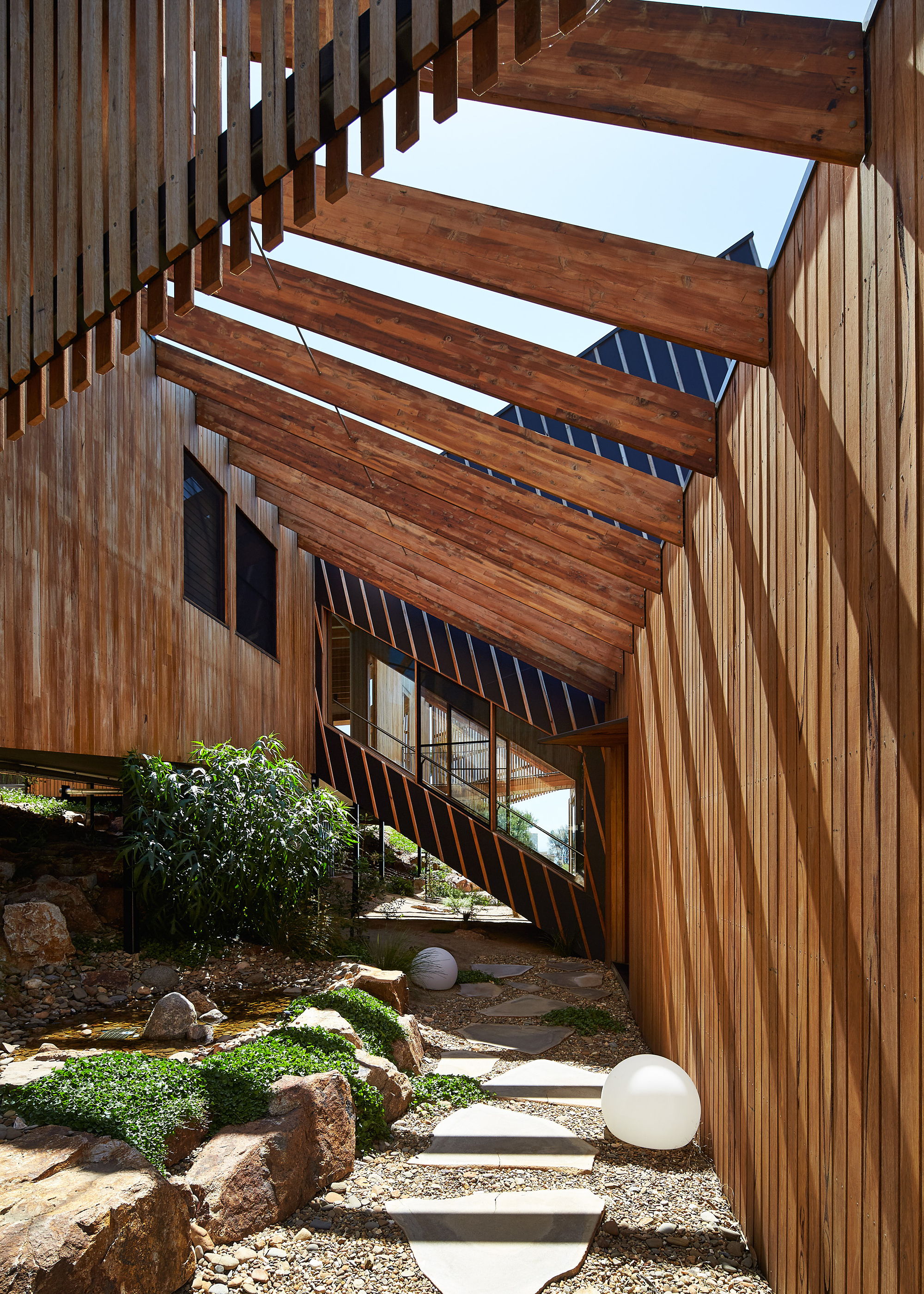 Split: A Unique Architecture Project in Sunny Australia