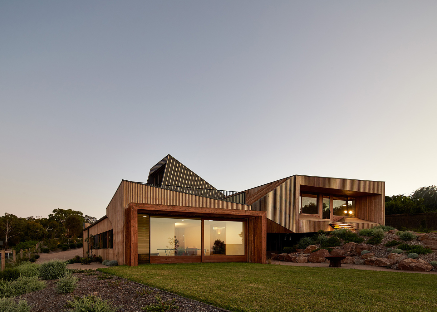 Split: A Unique ArchitectureProject in Sunny Australia