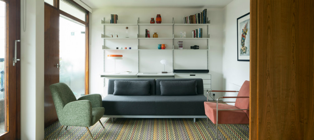 A renewed apartment in London's Barbican Estate by Azman Architects