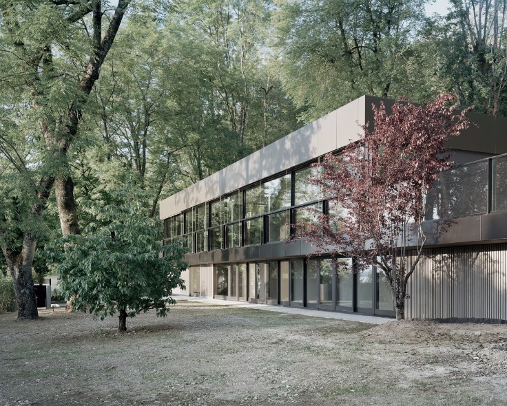 Find out this amazing view to the Lake Geneva