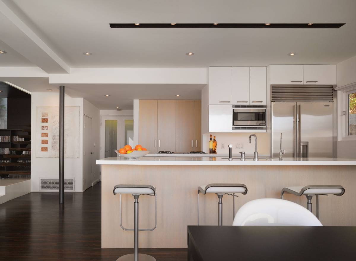 Room of the Week- Minimalist Living Room in Hollywood Hills