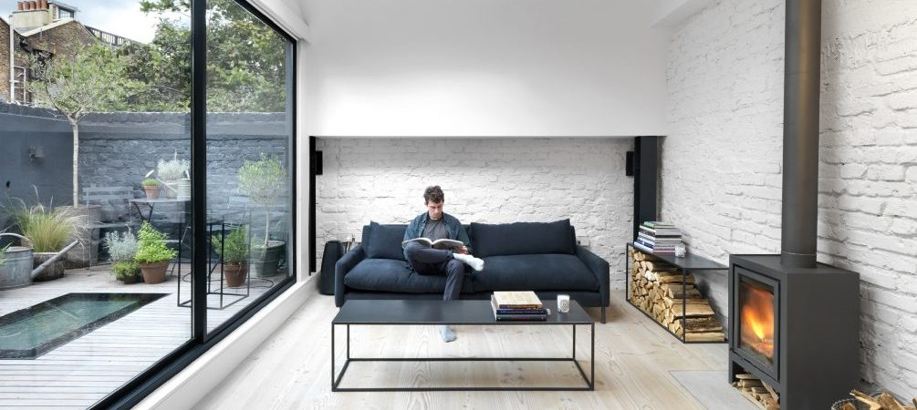 Take a look at this mews house with monochrome interiors!