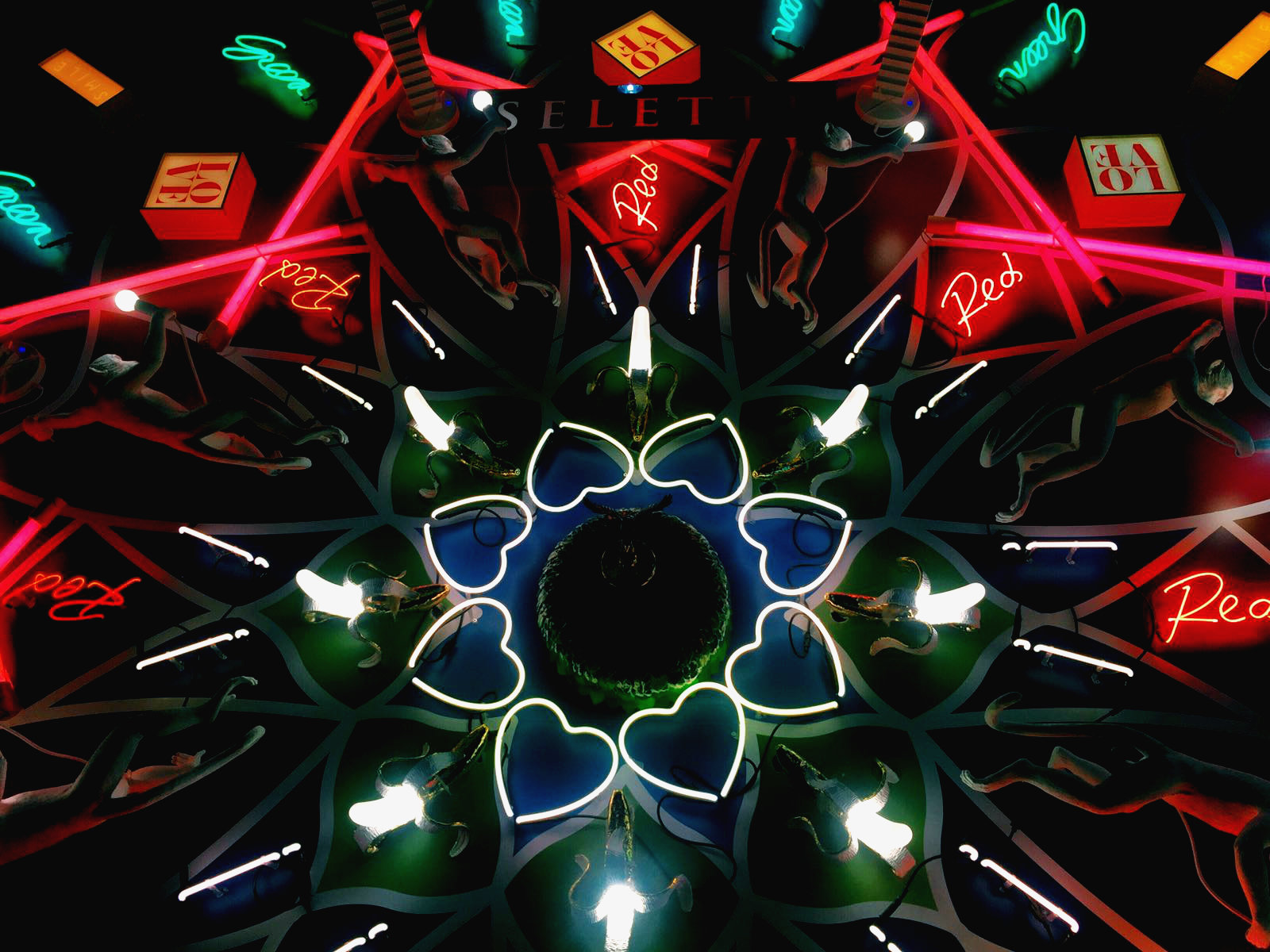 Unique Lighting Designs Brighten Up Isaloni 2017 8