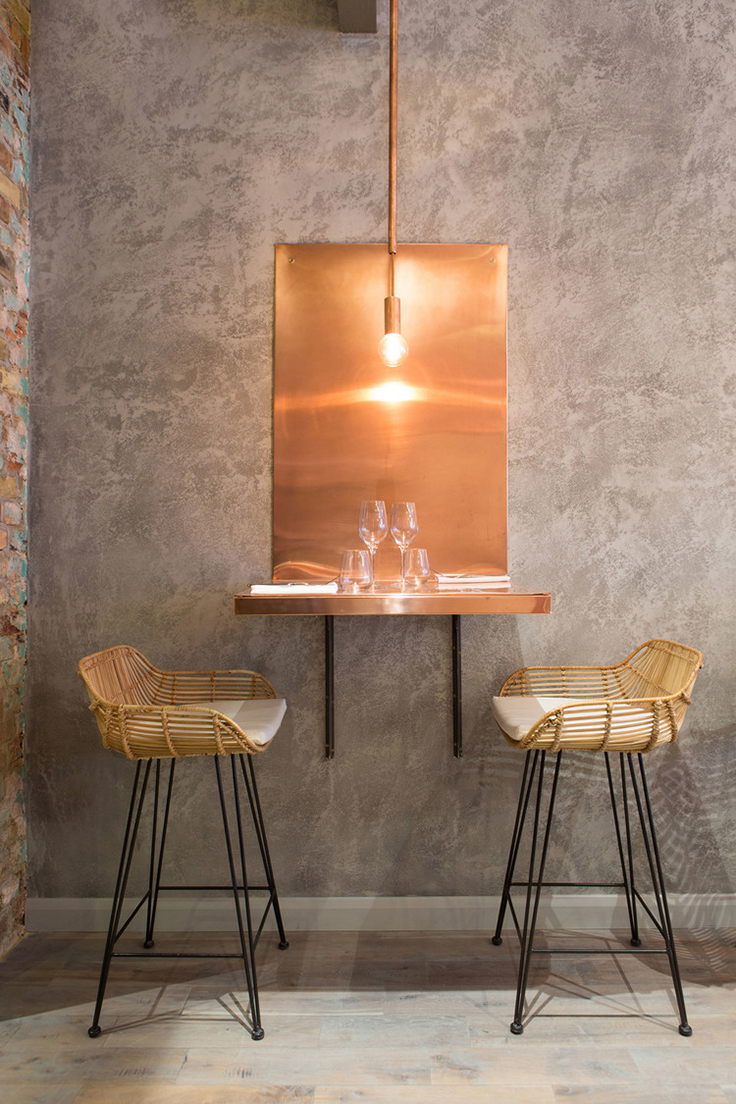 AN INTIMATE RESTAURANT BY KINNERSLEY KENT DESIGN