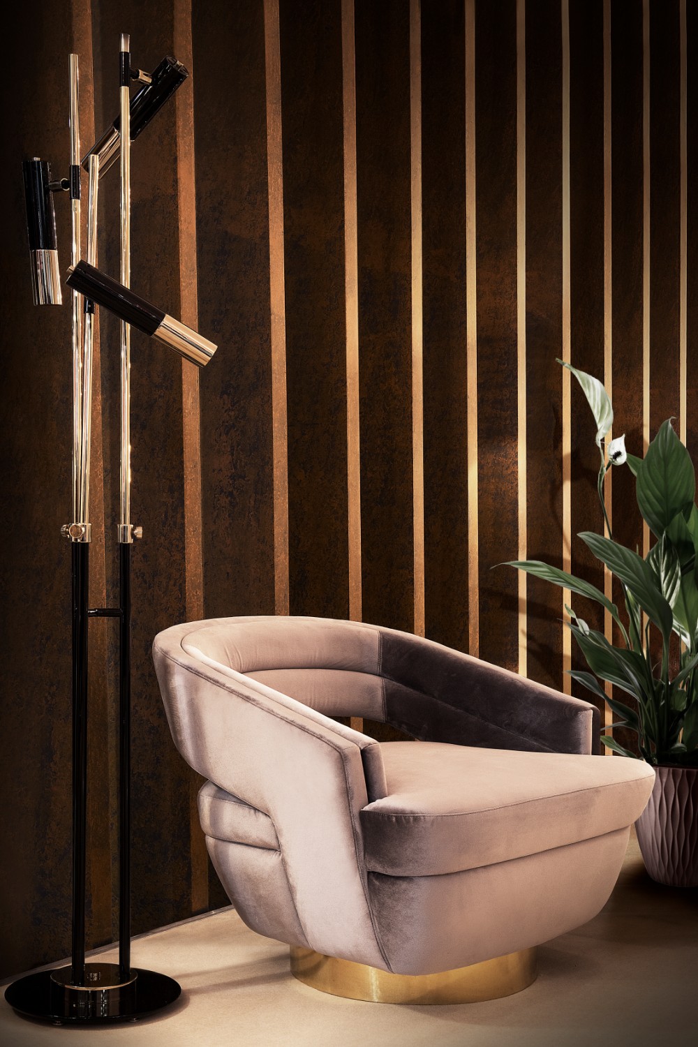 When Modern Floor Lamps are Much More than Lighting Fixtures