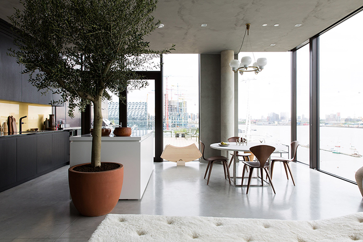 Take a Look at This Contemporary Show Flat by Cereal Magazine