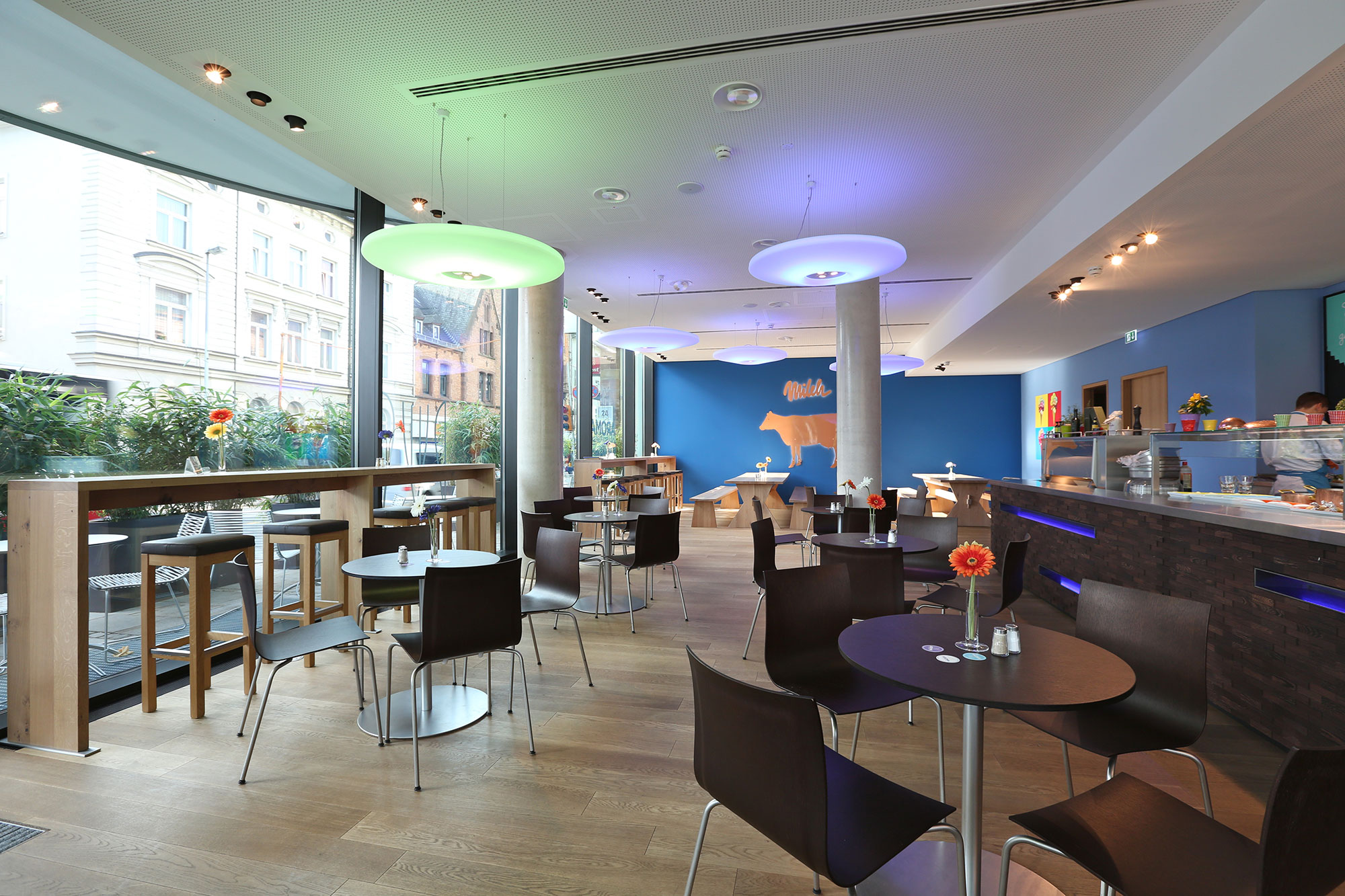 DelightFULL on Tour- Taking Mid-Century Lighting to Germany!