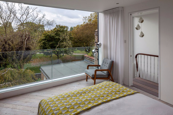 A TERRACE HOUSE IN LONDON THAT YOU SHOULD NOT MISS!