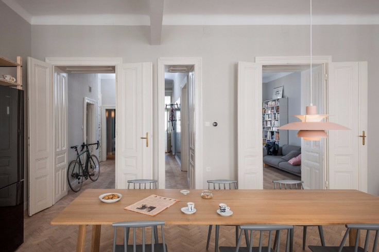 How to join work and leisure in the same place in this Austrian apartment!