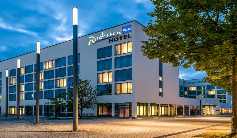 Stay in Hannover surrounded by the great design of Radisson Blu Hotel!
