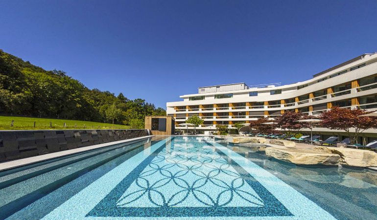 The Hotel Atlantis by Giardino is the Closest Place to Heaven on Earth!