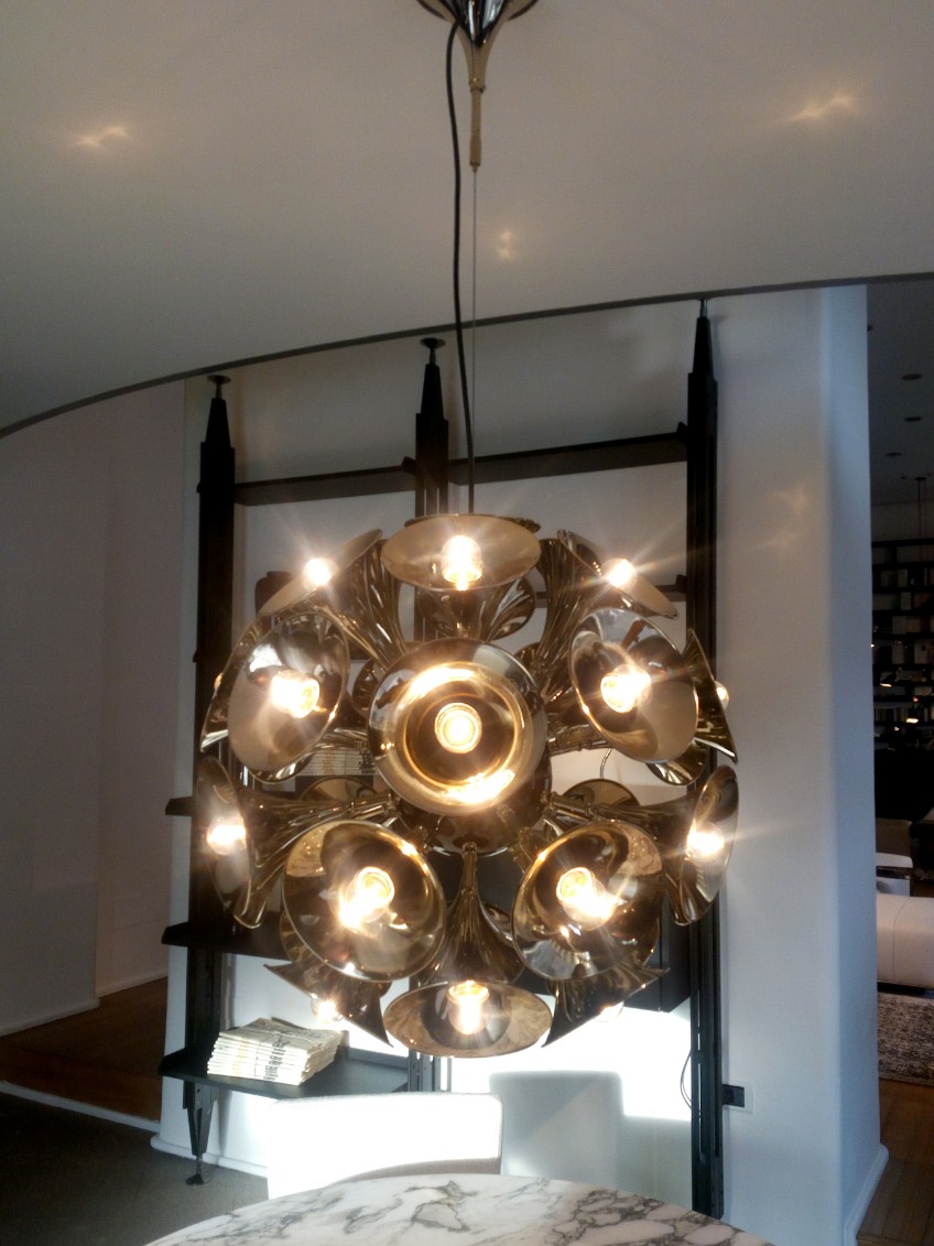 SAG'80 Dazzling Showroom in Milan Filled with Mid-Century Lighting! (8)