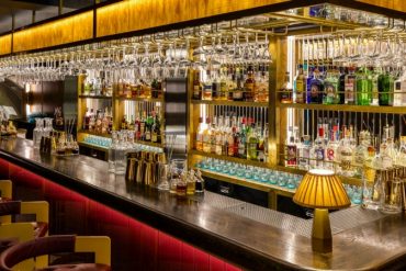 100% Design The Best Cocktail Bars in London for All Design Lovers FEAT