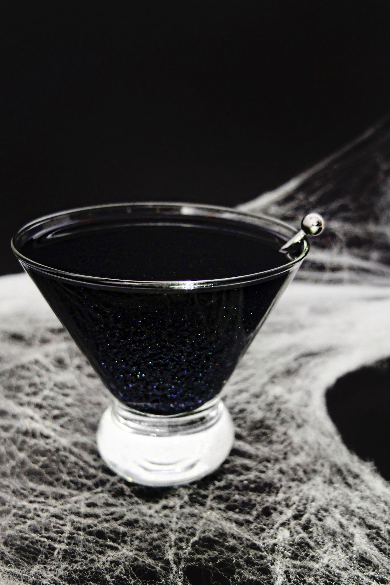 Spooktacular Halloween Cocktail Recipes for a Ghostly Night 8