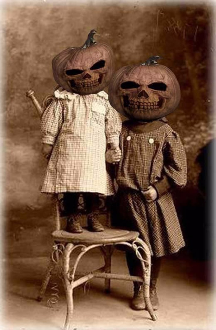 A Complete Mid Century Halloween Guide to Make Your Hairs Go White