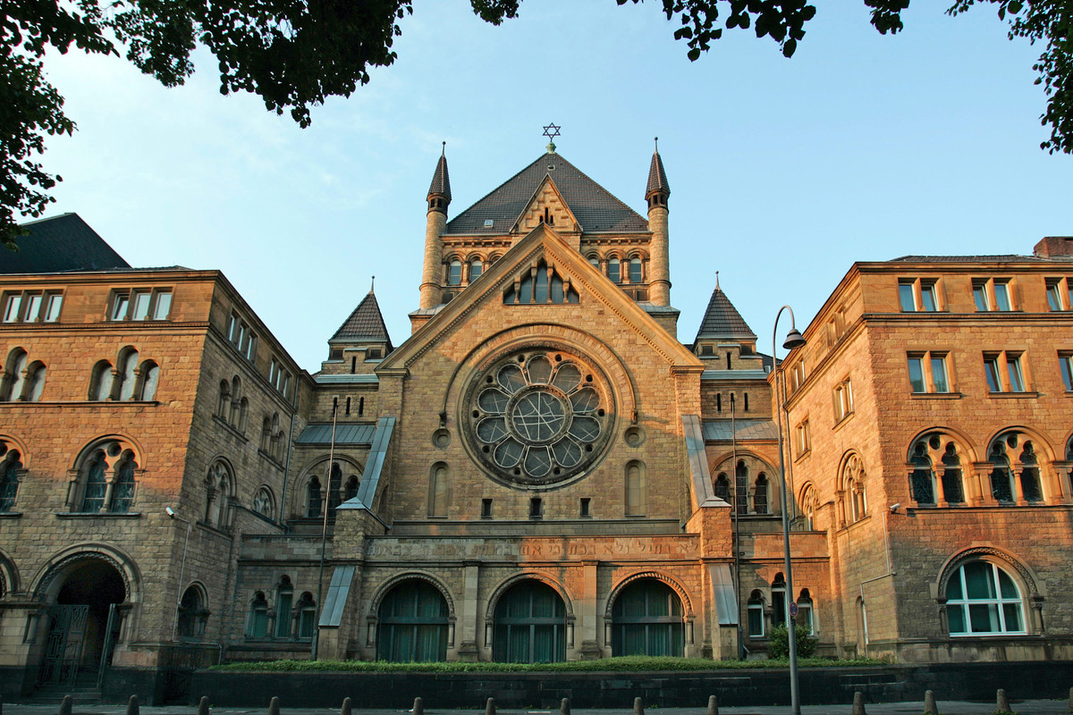 First Time Visitor Guide What to Do in Cologne During IMM 2018 2