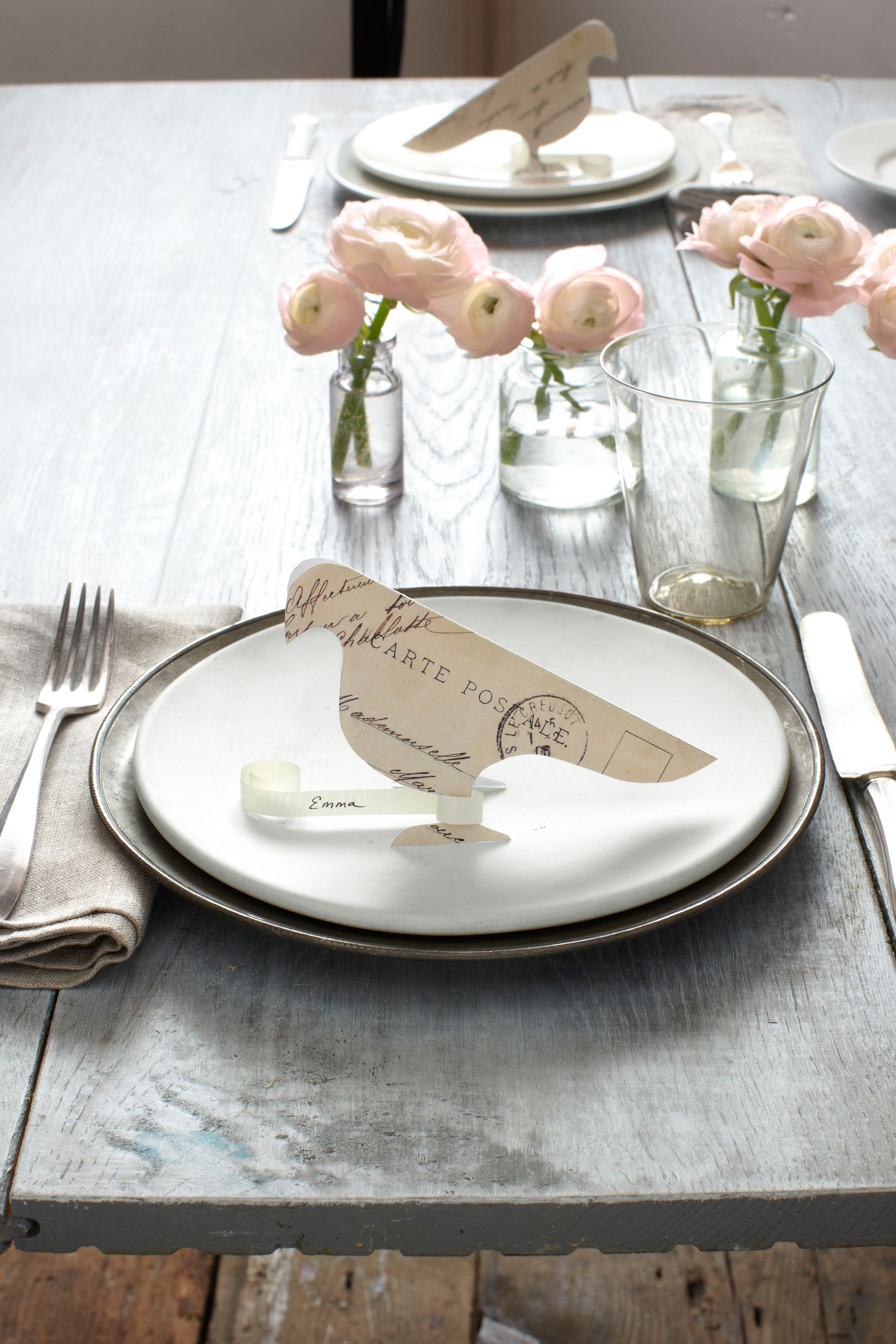 Have the Best Sunday Celebration with These Easter Decorations 4