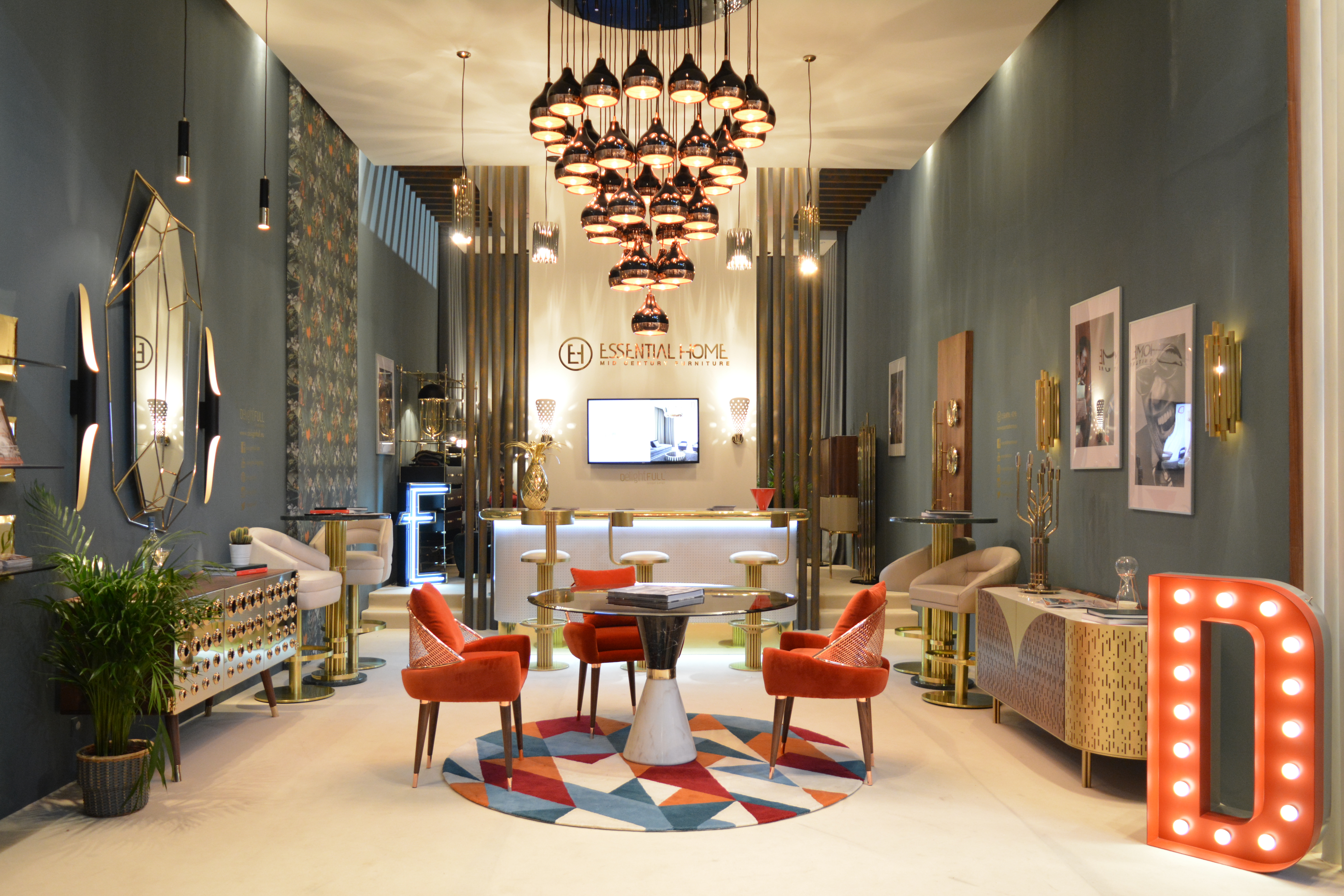 Keeping Up With iSaloni 2018 Mid-Century Best Stand! 5