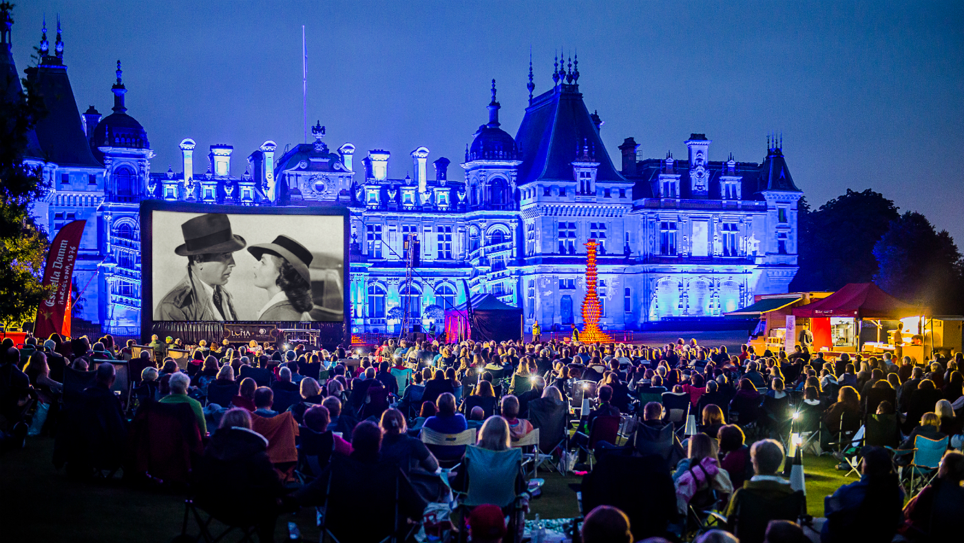 Inside The Screen The Perfect Spot For Your Outdoor Cinema Nights 6
