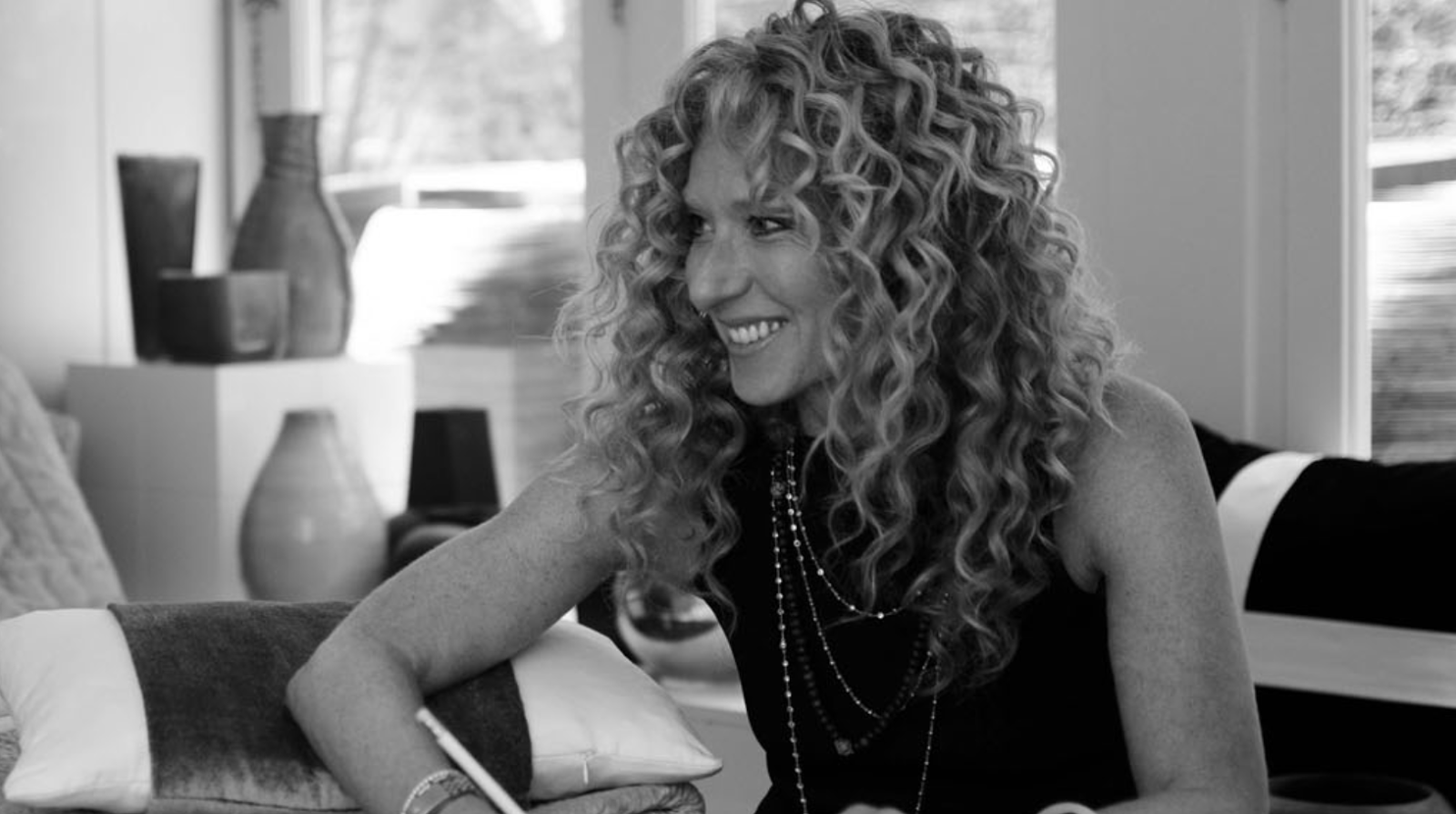 Buzz Is Installed: 100% Design Marcel Wanders, Kelly Hoppen & John Hitchcox