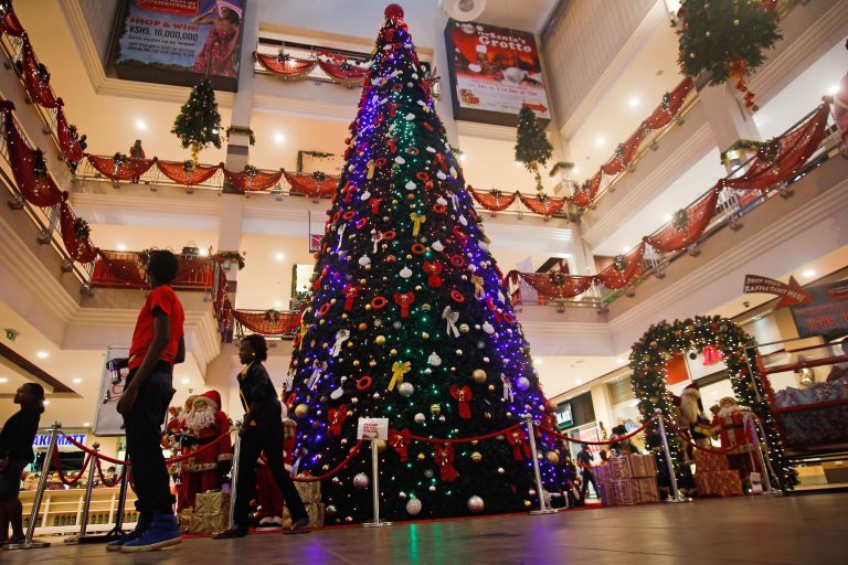 7 Christmas Traditions To Not Miss If You're Travelling This Year