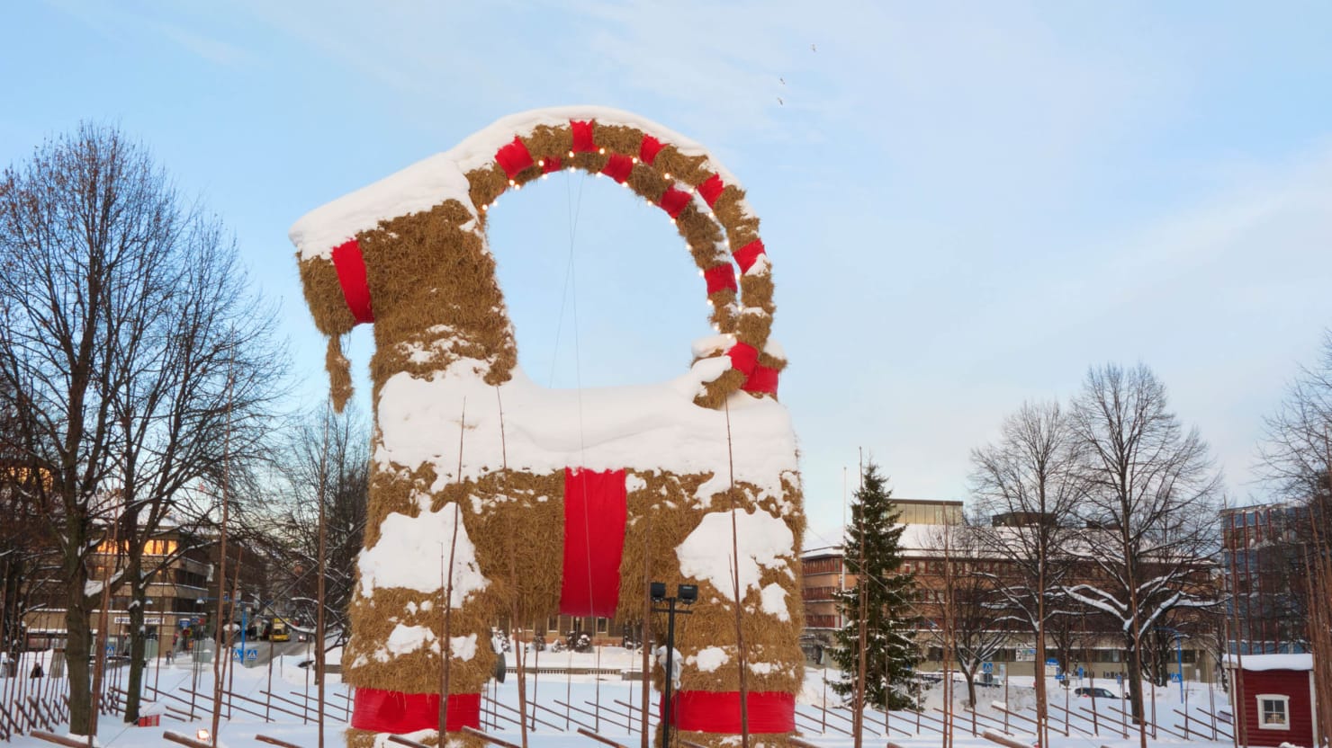 7 Christmas Traditions To Not Miss If You're Travelling This Year