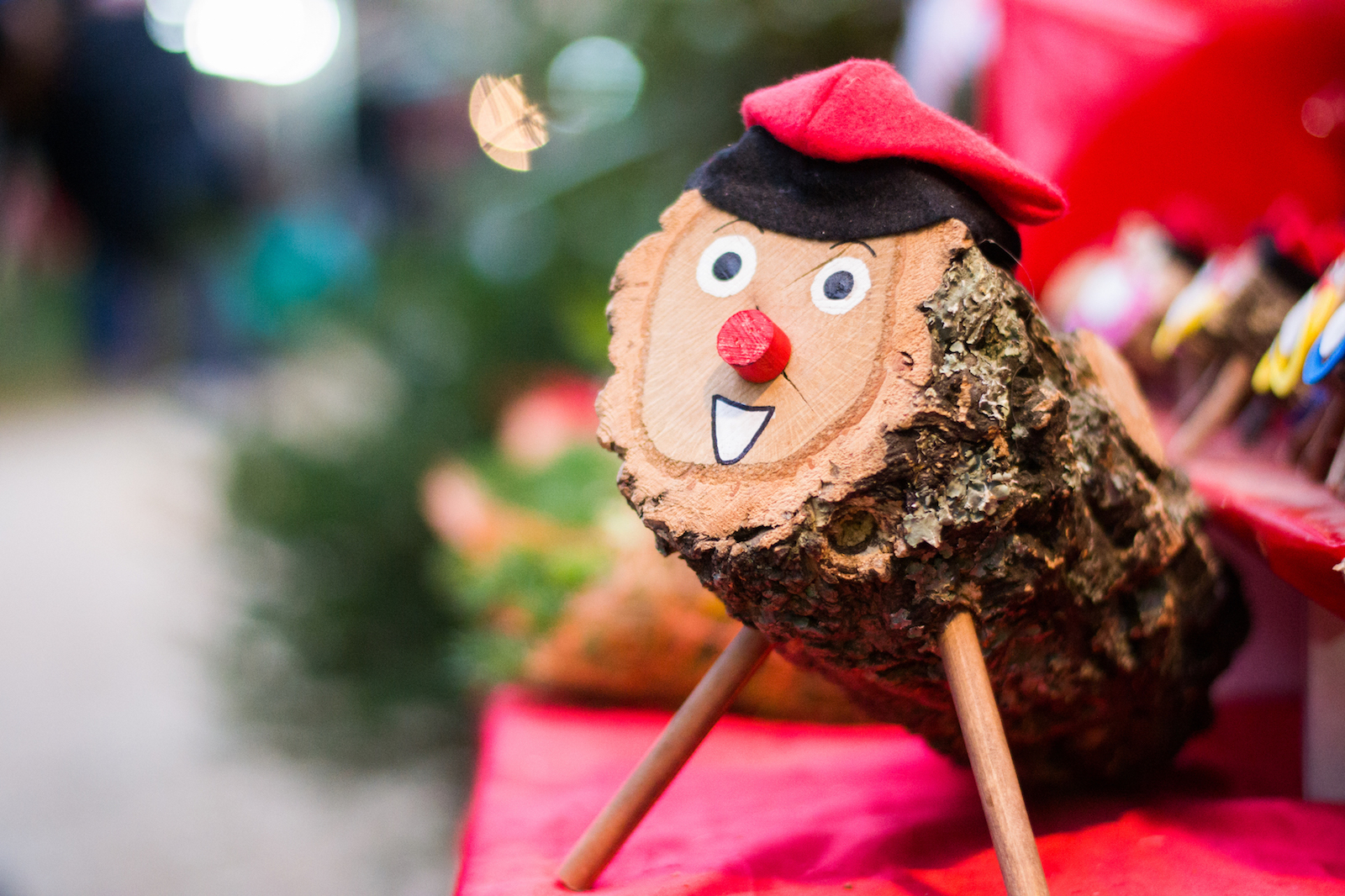 7 Christmas Traditions To Not Miss If You're Travelling This Year