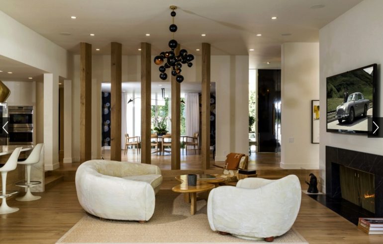 Step Inside Trip Haenisch & Associates' Trendy Summer House Project