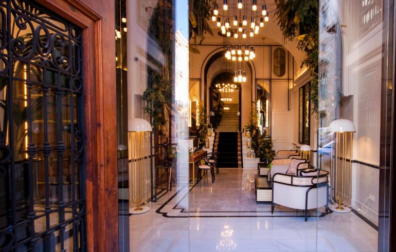 See Palacio Vallier's Unique Dining and Bar Area by Janfri Ranchal Studio