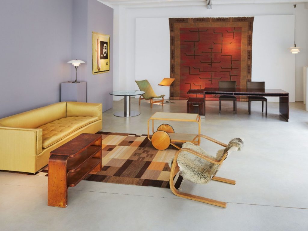 Discover our suggestions of furniture shops and showrooms in Stockholm to enjoy!