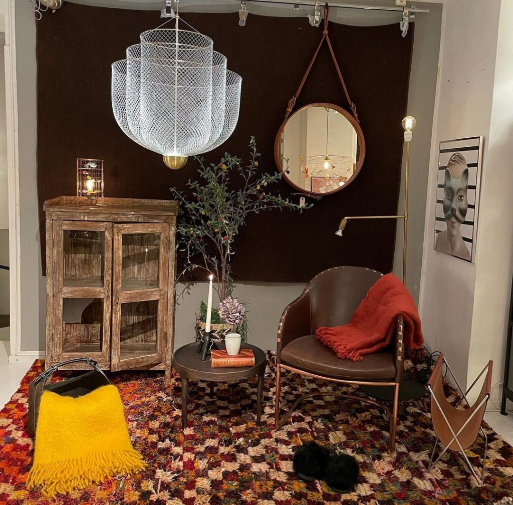 Discover our suggestions of furniture shops and showrooms in Stockholm to enjoy!