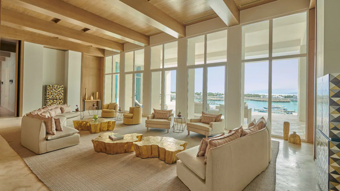 Explore These Top High Ceiling Luxury Rooms And Be Amazed!