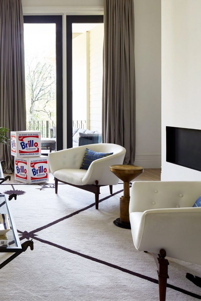 27 Easy Fireplace Decorating Ideas That’ll Look Stylish All Year Long