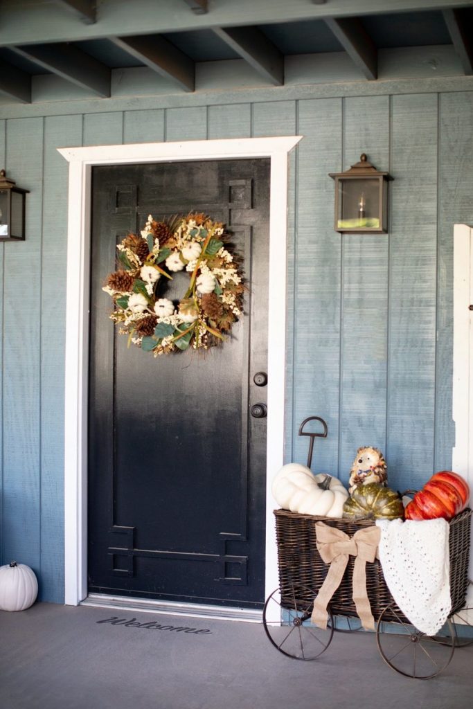 10+ Beautiful Fall Porch Decor Ideas You Will Want To Try