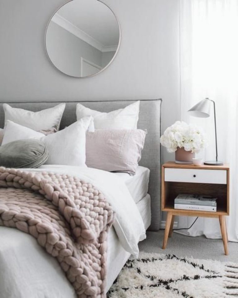 Get Cozy: 20 Best Ways To Decor Your Bedroom With a Scandinavian Design