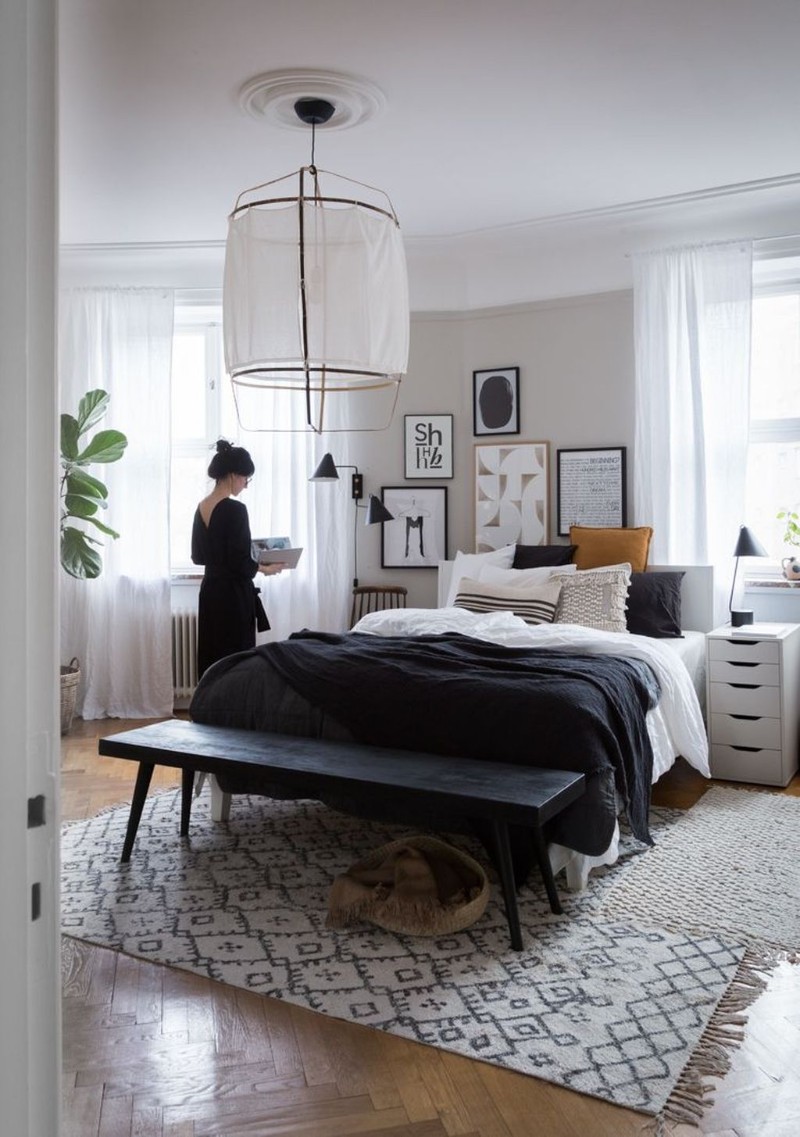 Get Cozy: 20 Best Ways To Decor Your Bedroom With a Scandinavian Design