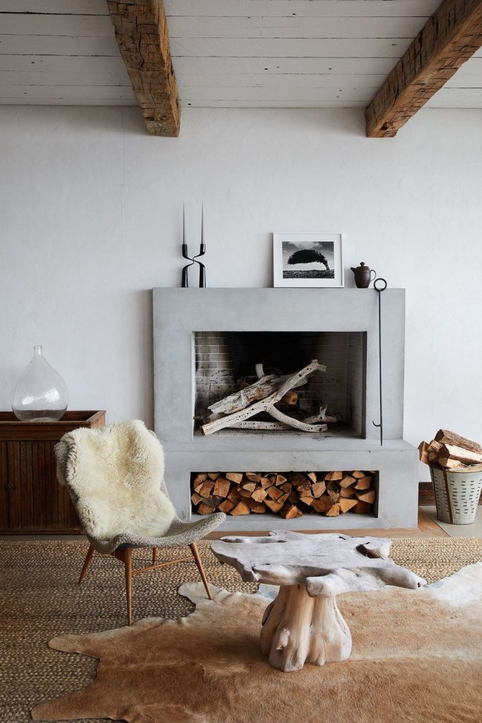 27 Easy Fireplace Decorating Ideas That’ll Look Stylish All Year Long