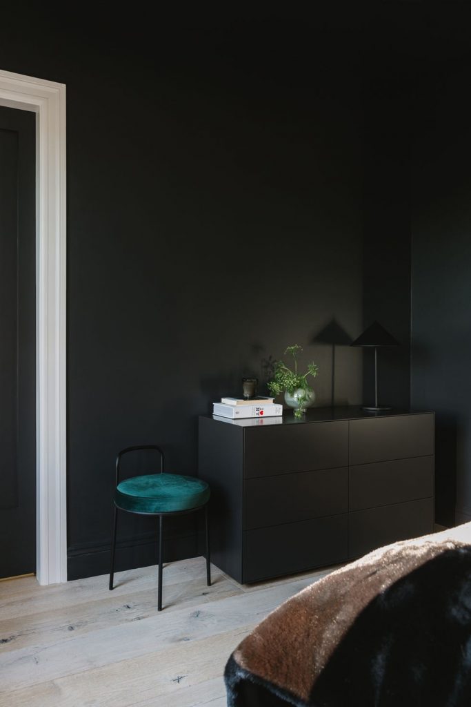 14 Designer Tips For Lightening Up A Dark Room