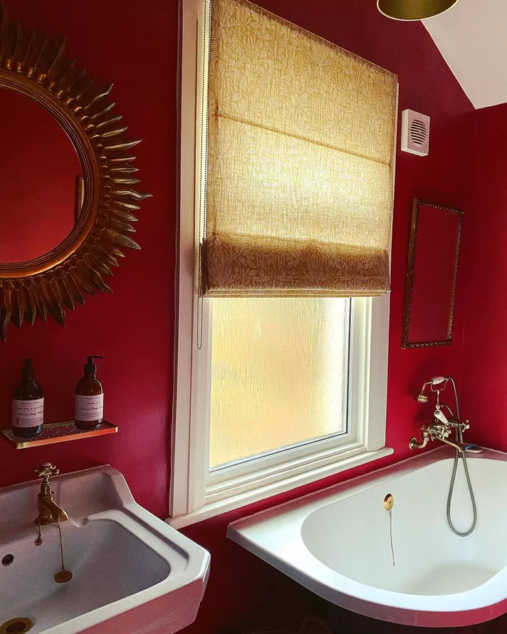 21 Ways to Decorate With Red in Your Bathroom - REDy or Not, Here They Come!