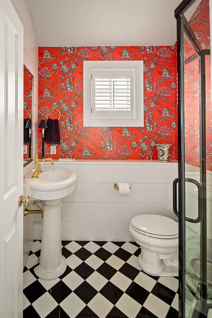 21 Ways to Decorate With Red in Your Bathroom - REDy or Not, Here They Come!
